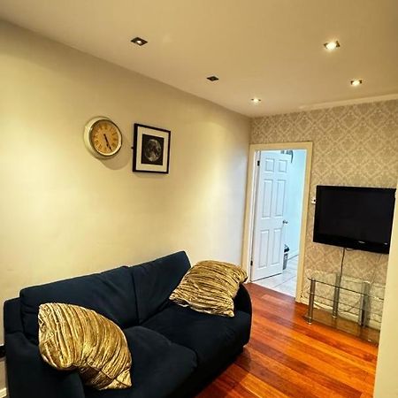 Eastbury Road Home Watford  Esterno foto