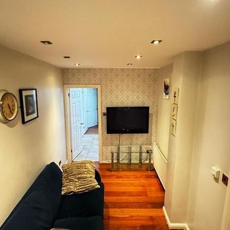 Eastbury Road Home Watford  Esterno foto