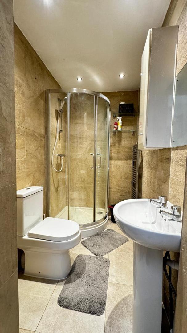 Eastbury Road Home Watford  Esterno foto