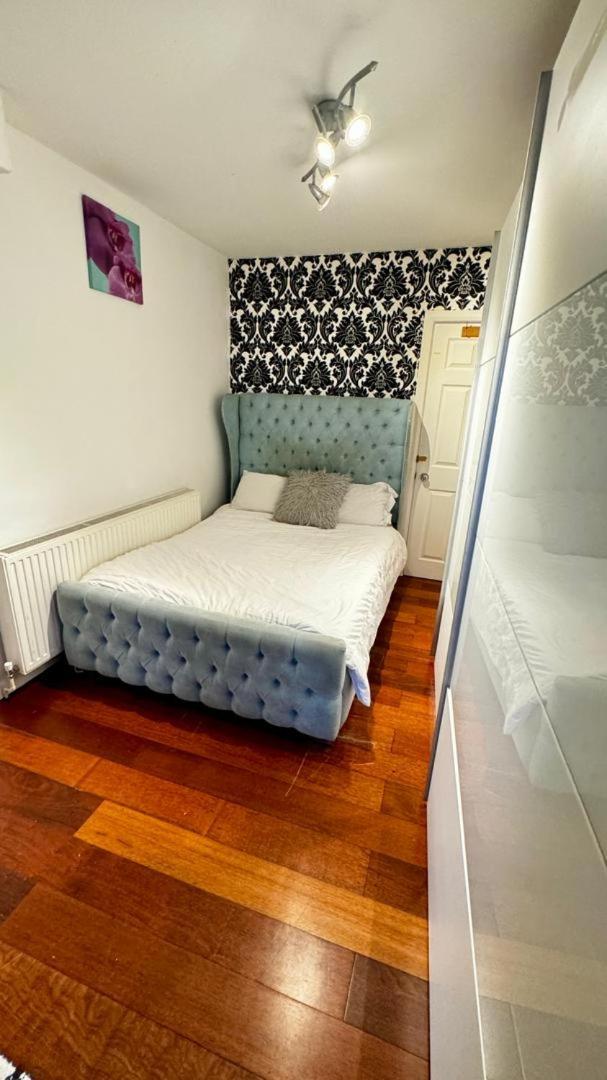 Eastbury Road Home Watford  Esterno foto
