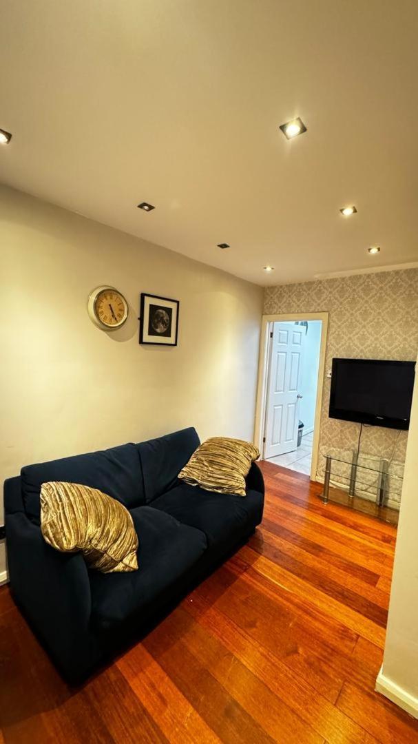 Eastbury Road Home Watford  Esterno foto